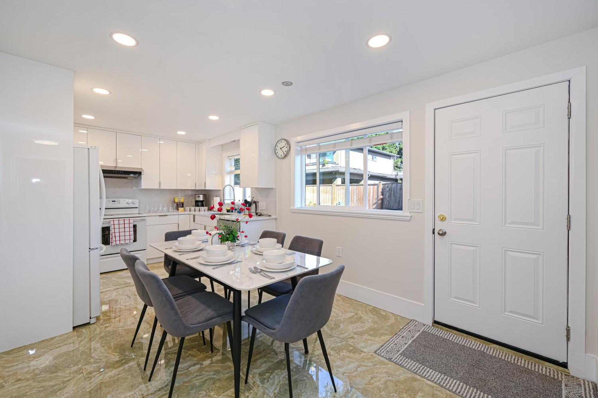 Cozy Home With 3Br 4Bath Near Richmond Steveston Village מראה חיצוני תמונה